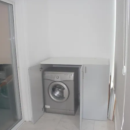 Apartament Helen Milos Court No.5